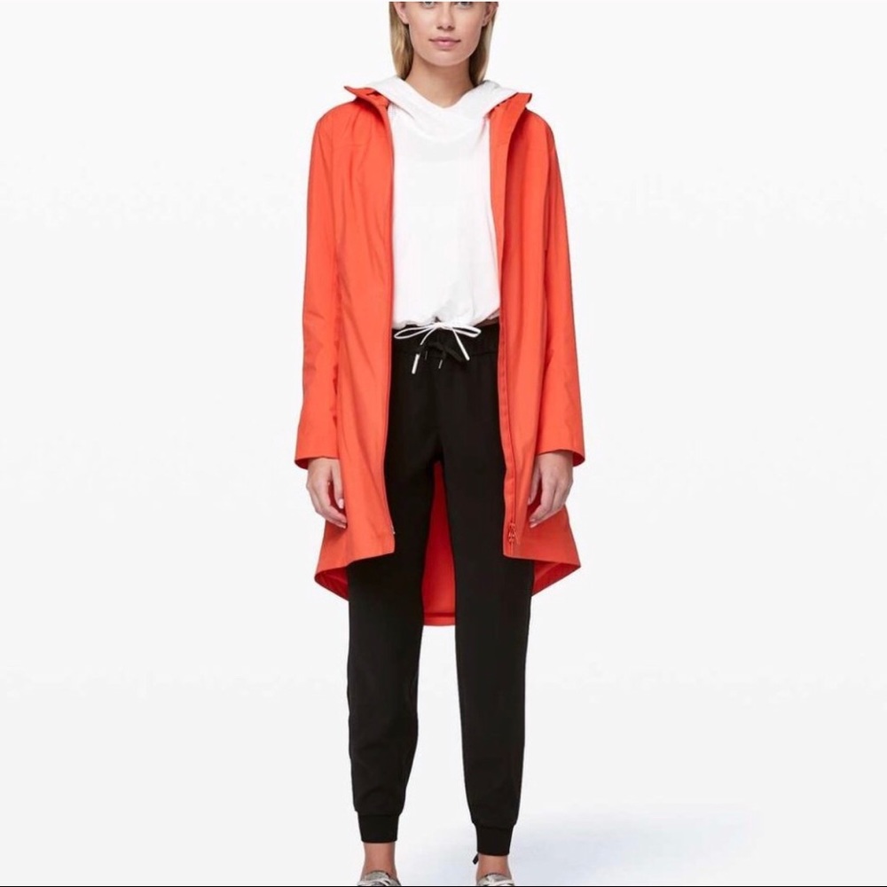 Lululemon rain rebel jacket